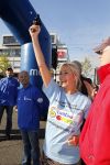 Amsterdam 18 oktober 2009
Wendy v Dijk geeft het startschot van de 7.5 km van Menzis bij de amsterdam marathon. Er wordt gelopen voor de stichting Semmy.
 Wendy is 4 en een halve maand zwanger. Haar broer Mike loopt ook mee alsmede Lodewijk Hoekstra.
Peter Smulders bv