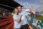 Amsterdam 18 oktober 2009
Wendy v Dijk geeft het startschot van de 7.5 km van Menzis bij de amsterdam marathon. Er wordt gelopen voor de stichting Semmy.
 Wendy is 4 en een halve maand zwanger. Haar broer Mike loopt ook mee alsmede Lodewijk Hoekstra.
Peter Smulders bv
