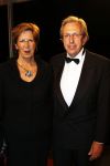 Leiden 30 oktober 2010
Premiere Soldaat van oranje op vliegbasis Valkenburg. Annemarie Jorritsma met man
Peter Smulders bv