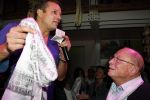 Amsterdam 6 november 2010
12 en een half jarig bestaan en presentatiie van het Buddha to Buddha boek in de supper club. Batul Loomans met vader en vrouw
Peter Smulders bv