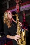 Amsterdam 6 november 2010
12 en een half jarig bestaan en presentatiie van het Buddha to Buddha boek in de supper club. Candy Dulfer met vriend
Peter Smulders bv