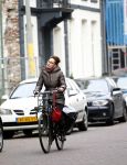Amsterdam 1 november 2010
Carolien v d Berg op de fiets in Amsterdam
Peter Smulders bv