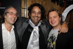 Amsterdam 6 november 2010
12 en een half jarig bestaan en presentatiie van het Buddha to Buddha boek in de supper club. Dennis Rugenbrecht
Peter Smulders bv