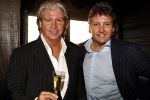 Amsterdam 4 Oktober 2007
Rene Froger samen met Dries Roelvink
Montagefoto
Peter Smulders bv