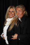 Amsterdam 2 november 2010
Rene Froger viert zijn 50e verjaardag met collega artiesten en vrienden in Carre.
oa Karin Bloemen Danny de Munk Ruth Jacoth Wesley Jeroen v d Boom Grant en Forsyth Thomas Berge Frans Bauer Linda de Mol Peter paul Muller Glennis GraceCarel Kraaijenhof en zoon Danny treden op. Caroline Tensen en Ron Brandsteder presenteren de avond. Grant en Forsyth met dochter Sophie Grant
Peter Smulders bv