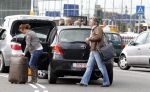 Schiphol 25 september 2010
Bea Bennet brengt Hans Breukhoven naar Schiphol.
Peter Smulders bv