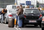 Schiphol 25 september 2010
Bea Bennet brengt Hans Breukhoven naar Schiphol.
Peter Smulders bv