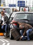 Schiphol 25 september 2010
Bea Bennet brengt Hans Breukhoven naar Schiphol.
Peter Smulders bv