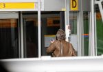 Schiphol 25 september 2010
Bea Bennet brengt Hans Breukhoven naar Schiphol.
Peter Smulders bv