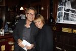 Amsterdam 1 november 2010
Presentatie van twee boeken van Jan Mulder bij cafe scheltema. Jan met zijn vrouw en zoons . oa Youri
Peter Smulders bv