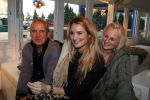 Amsterdam 31 oktober 2010
Feestje bij strand Zuid van de CLUB. Lieke v Lexmond met ouders
Peter Smulders bv