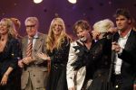 Amsterdam 2 november 2010
Rene Froger viert zijn 50e verjaardag met collega artiesten en vrienden in Carre.
oa Karin Bloemen Danny de Munk Ruth Jacoth Wesley Jeroen v d Boom Grant en Forsyth Thomas Berge Frans Bauer Linda de Mol Peter paul Muller Glennis GraceCarel Kraaijenhof en zoon Danny treden op. Caroline Tensen en Ron Brandsteder presenteren de avond.
Peter Smulders bv