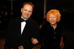 Leiden 30 oktober 2010
Premiere Soldaat van oranje op vliegbasis Valkenburg. Marjan Berk met zoon
Peter Smulders bv