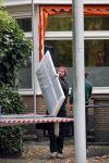 Amsterdam 26 oktober 2010
Martijn Krabbe laat meubelen en dergelijke verhuizen van zijn huis naar zijn appartement . Hij woont tijdelijk in zijn appartement en Amandas krijgt nieuwe meubelen in hun huis.
Peter Smulders bv