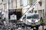 Amsterdam 26 oktober 2010
Martijn Krabbe laat meubelen en dergelijke verhuizen van zijn huis naar zijn appartement . Hij woont tijdelijk in zijn appartement en Amandas krijgt nieuwe meubelen in hun huis.
Peter Smulders bv
