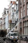 Amsterdam 26 oktober 2010
Martijn Krabbe laat meubelen en dergelijke verhuizen van zijn huis naar zijn appartement . Hij woont tijdelijk in zijn appartement en Amandas krijgt nieuwe meubelen in hun huis.
Peter Smulders bv