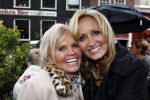 Amsterdam 5 november 2010
Onthulling beeld Jan en Mien Froger op de elandsgracht op de 50e verjaardag van hun zoon Rene Froger. Aanwezig waren oa Rene Natasja Didier Maxim Danny Natasja en Charly Froger . Dominique Grant heeft het beeld gemaakt. Moeder Natasja
Peter Smulders bv
