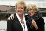 Loosdrecht 1 november 2010
Presentatie DVD Rob de Nijs Shows met Anneke Gronloh Trea Dobbs Ria Valk en Marijcke Merckens bij het golden tulip hotel.
Peter Smulders bv