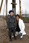 Amsterdam 4 november 2010
Rick Engelkes en Kruimeltje ( Joes Brauers) slaan de eerste paal voor het nieuwe pand van REP Rick Engelkes Productions.
Peter Smulders bv