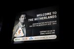 Schiphol 21 oktober 2010
Billboard op schiphol voor WK voetbal BID nederland Belgie met daarop Ruud Gullit.
Peter Smulders bv