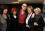 Loosdrecht 1 november 2010
Presentatie DVD Rob de Nijs Shows met Anneke Gronloh Trea Dobbs Ria Valk en Marijcke Merckens bij het golden tulip hotel.
Peter Smulders bv