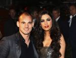 Blaricum 7 november 2010
Wesley Sneijder en Yolanthe Cabau v Kasbergen bij avond voor stop kindermisbruik bij Red Sun in Blaricum
Peter Smulders bv