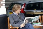 Amsterdam 19 juli 2011
Alex de Vries leest het Parool.
Peter Smulders bv
