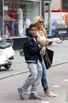 Amsterdam 19 juli 2011
Angela v Hulten met haar zoons Ruben en Justin.
Peter Smulders bv