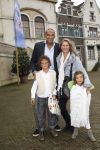 Kaatsheuvel, 9 Oktober 2011
Premiï¿½re van de musical Droomvlucht
Arnold Vanderlyde met zijn vrouw en kinderen
Foto Peter smulders BV