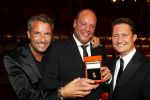 Amsterdam 21 oktober 2011
Uitreiking televizierring 2011 in carre. Peter Lubbers met de ring met Matthias Scholten en Bert Habets
Peter Smulders bv