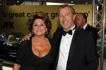 Amsterdam 29 oktober 2011
JFK Gala in het okura hotel. Christine Kroonenberg met vriend
Peter Smulders bv