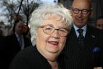 Amsterdam 26 oktober 2011
Gala Crstian Deutekom vanwege haar 80e verjaardag in Carre met oa Prinses Margriet en Pieter v Vollenhoven.
Peter Smulders bv