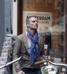 Amsterdam 29 oktober 2011
Eric Kuster op straat in amsterdam.
Peter Smulders bv