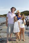 Ibiza 26 juli 2011
Erik de zwart met vrouw en dochters op ibiza.
Peter Smulders bv