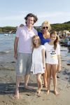 Ibiza 26 juli 2011
Erik de zwart met vrouw en dochters op ibiza.
Peter Smulders bv