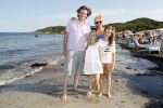Ibiza 26 juli 2011
Erik de zwart met vrouw en dochters op ibiza.
Peter Smulders bv