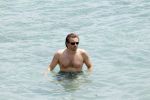 Ibiza 27 juli 2011
Ferri Somogyi viert samen met vrienden vakantie op ibiza bij Tropicana.
Peter Smulders bv