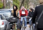 Amsterdam 26 oktober 2011
Isa Hoes met zoon Merlijn op de fiets.
Peter Smulders bv