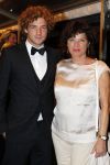 Amsterdam 10 oktober 2011
Premiere all stars 2 in Tuschinski. Linda v Dijck met zoon
Peter Smulders bv