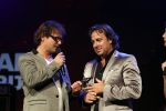 Rotterdam 2 oktober 2011
Uitreiking edisons in het world trade center in Rotterdam. Marco Borsato met edison voor zijn hele ouvre die hij krijgt uithanden van Guus Meeuwis
Peter Smulders bv