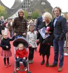 Kaatsheuvel, 9 Oktober 2011
Premiï¿½re van de musical Droomvlucht
Marjan Berk met familie
Foto Peter smulders BV
