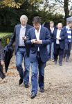 Den haag 9 oktober 2011
Rally tbv zeldzame ziekte fonds die vanaf het catshuis vertrekt. Premier Mark Rutte geeft het startsein.
Peter Smulders bv