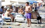 Ibiza 26 juli 2011
Wendy v Dijk met Erland Galjaard en Sem en Lizzy op het strand. Ook Martijn Amanda Bickel Jasmijn Achilles en Michelle Krabbe zijn aanwezig bij coco beach.
Peter Smulders bv