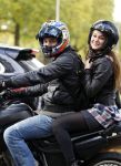 Amsterdam 26 oktober 2011
Melody Klaver bij vriend achter op de motor.
Peter Smulders bv