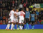 Eindhoven,4 November 2011
Uefa Europa League wedstrijd PSV-Hapoel Tel-Aviv FC, eindstand 3-3
Ola Toivonen na incident eerst wel en later geen penalty
Foto Junior Smulders