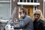 Amsterdam 4 oktober 2011
Patricia Paay en vriend Nicky v Dam op vespa scooter.
Peter Smulders bv