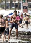 Ibiza 26 juli 2011
Pierre v Hooijdonk met vrouw en kinderen op het strand bij coco beach.
Peter Smulders bv