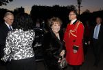 Amsterdam 26 oktober 2011
Gala Crstian Deutekom vanwege haar 80e verjaardag in Carre met oa Prinses Margriet en Pieter v Vollenhoven.
Peter Smulders bv