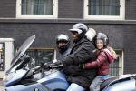 Amsterdam 29 oktober 2011
Reinout Oerlemans met baard en dochter Fiene op de motor.
Peter Smulders bv
