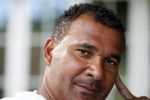 Ibiza 24 juli 2011
Ruud Gullit met zoon Maxim op ibiza aan het Golfen met Pierre en Sidney van Hooijdonk.
Peter Smulders bv